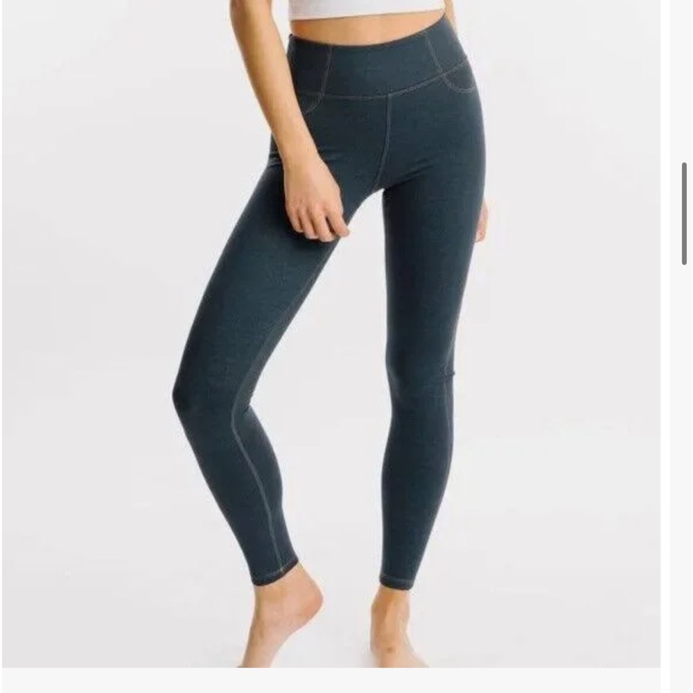 ZYIA leggings size medium